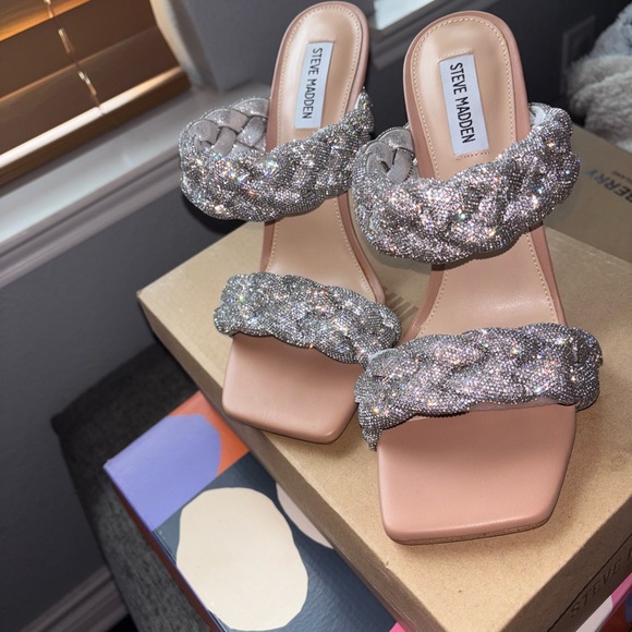 Steve Madden Silver Braided Women's Heels - Picture 2 of 5